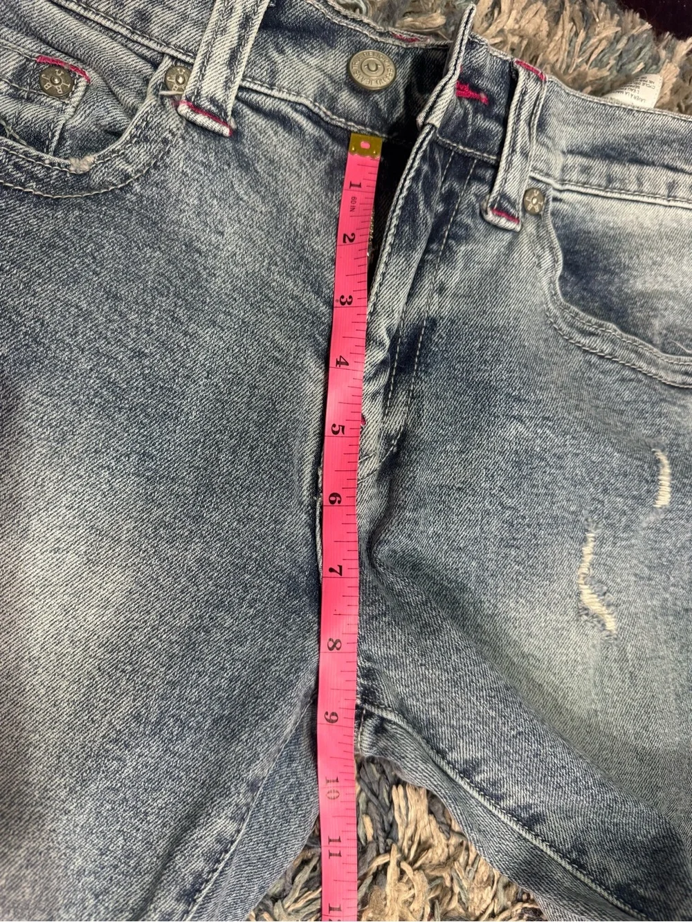 True Religion Men’s Ricky Relaxed Slim Straight Medium Blue Wash / Distressed 31